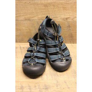 Keen Newport‎ H2 Hiking Sandals Size 5 Big Kids Washable Outdoor Shoes
